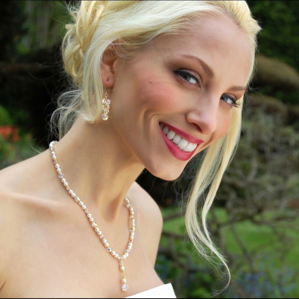 NWT Swarovski crystal romance necklace